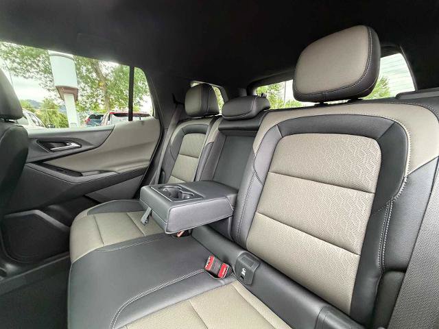 Used 2025 Chevrolet Equinox LT w/ Convenience Package II AWD/4WD image 24