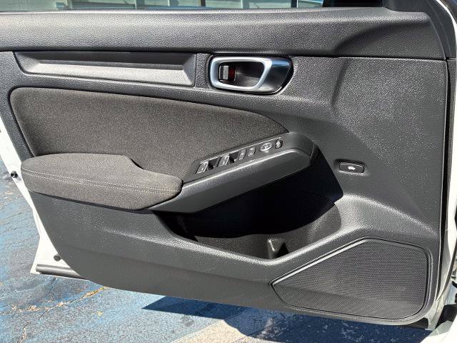 Used 2025 Honda Civic Sport image 10