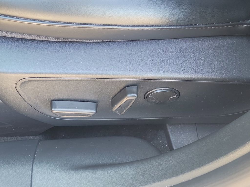 Certified 2024 Ford Escape ST-Line FWD image 24