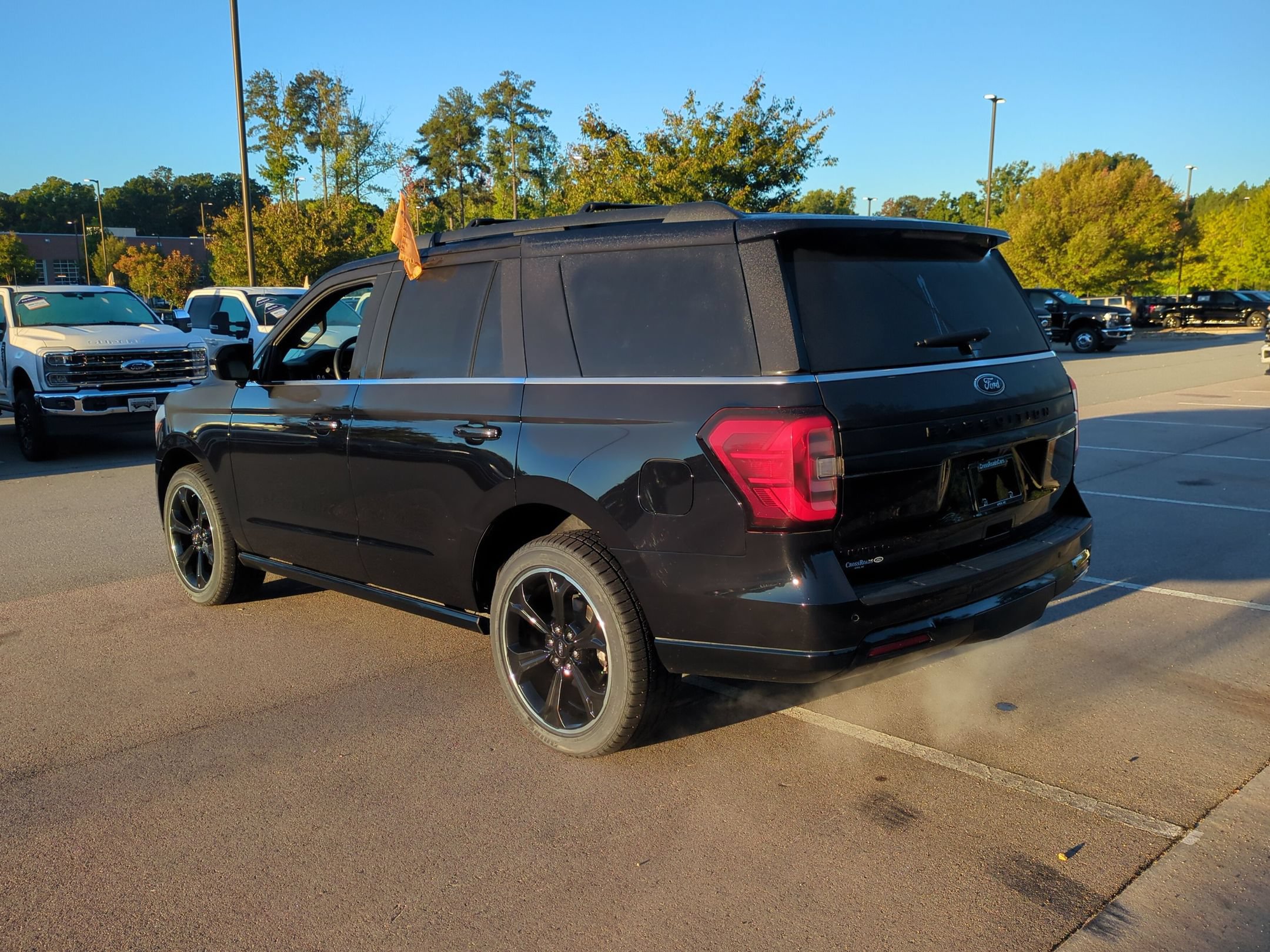 Certified 2023 Ford Expedition Limited AWD/4WD image 6
