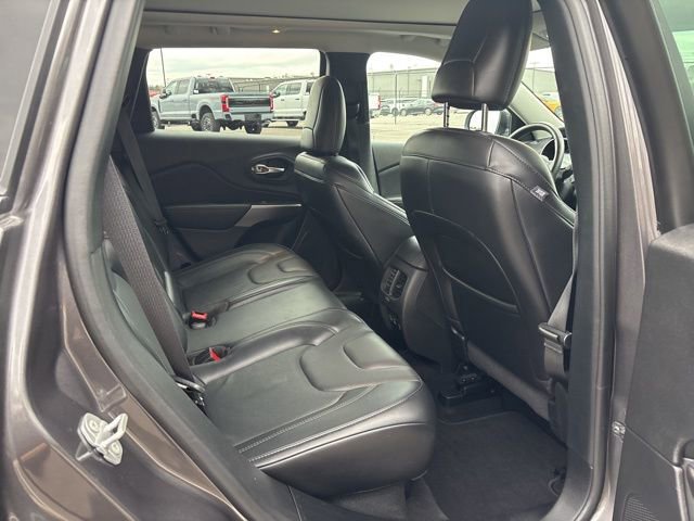 Used 2021 Jeep Cherokee Limited image 10