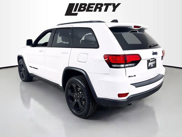 Used 2019 Jeep Grand Cherokee Laredo image 3