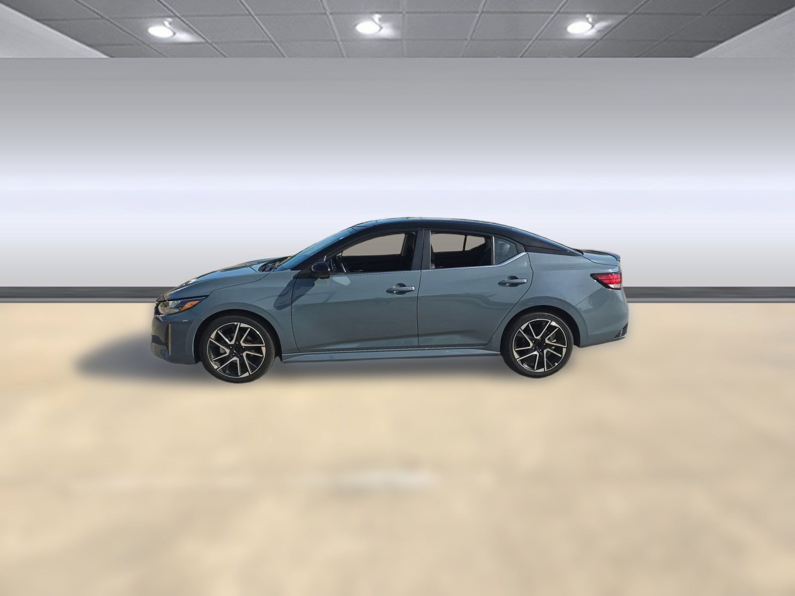 Used 2025 Nissan Sentra SR w/ SR Premium Package image 2