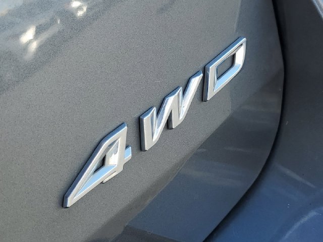 Certified 2023 Ford Explorer XLT w/ Equipment Group 202A AWD/4WD image 7