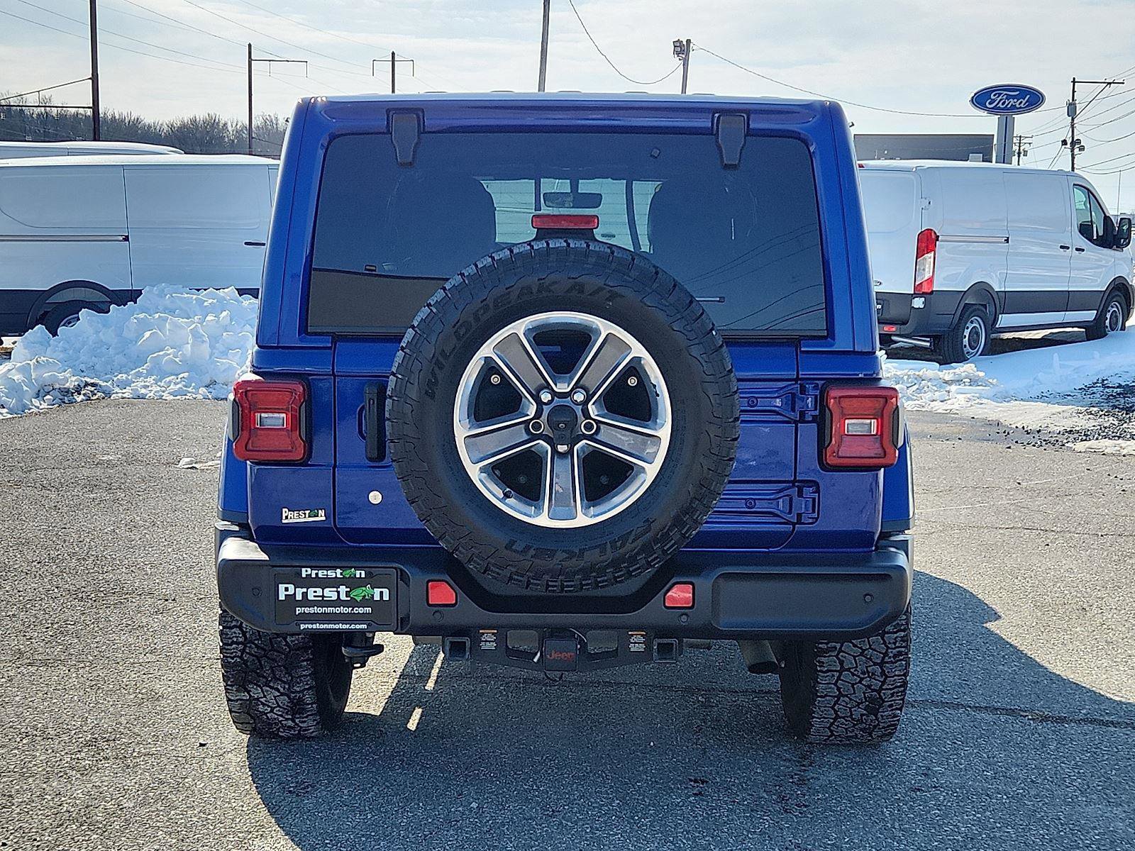 Used 2018 Jeep Wrangler Unlimited Sahara image 4