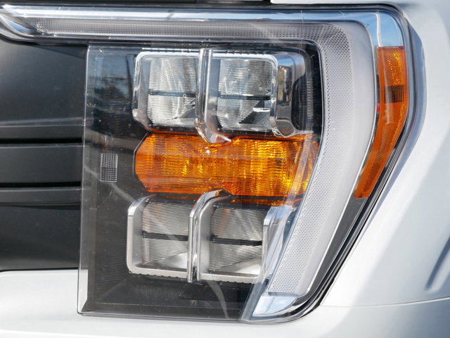 Certified 2022 Ford F150 XLT w/ Equipment Group 302A High image 5