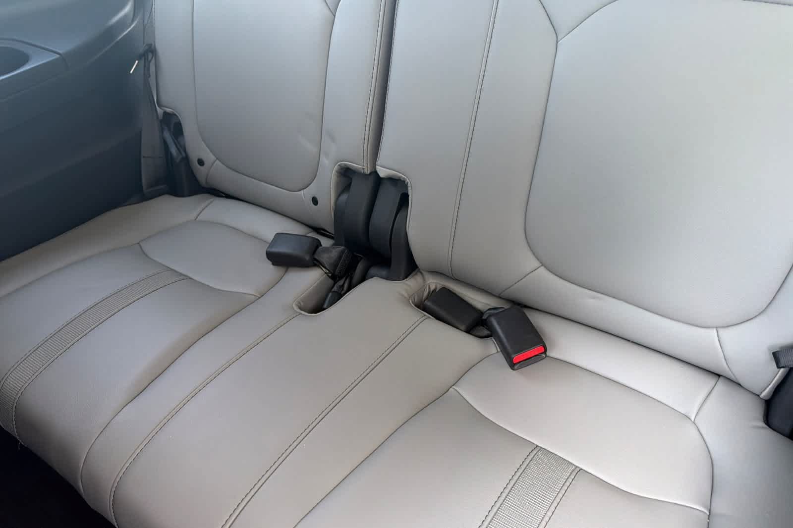 Used 2025 Honda Pilot Touring image 15