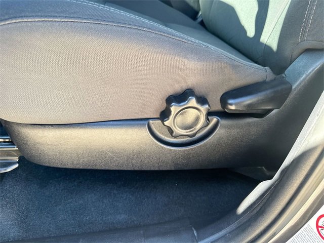 Used 2017 Toyota Tacoma TRD Off-Road image 19