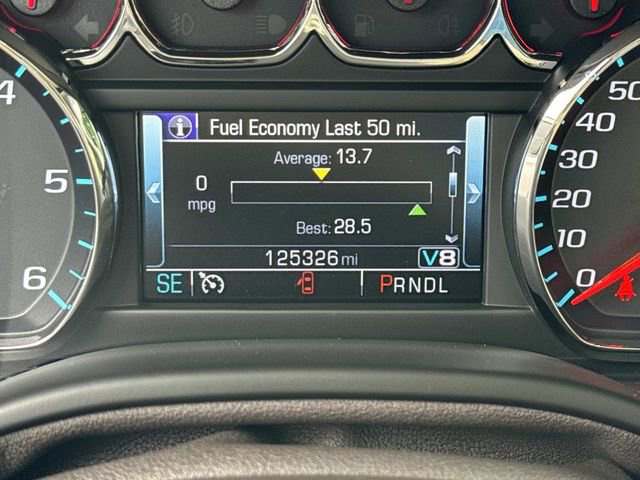 Used 2018 Chevrolet Suburban Premier image 2