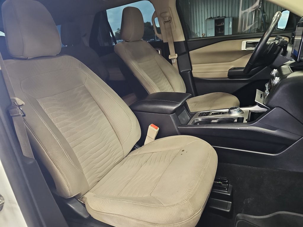 Certified 2020 Ford Explorer XLT RWD image 10