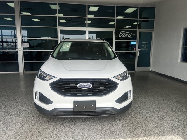 Certified 2023 Ford Edge SEL w/ Sport Appearance Package AWD/4WD image 2