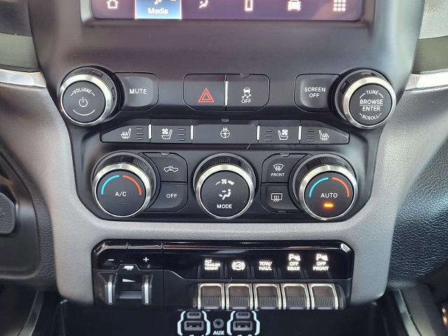 Used 2022 RAM 3500 Laramie w/ Night Edition image 27