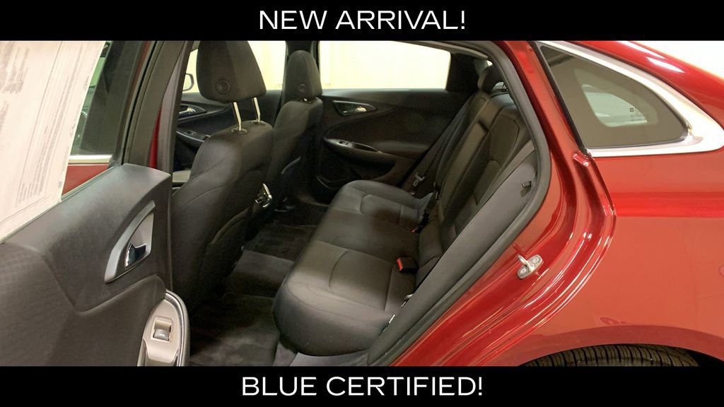 Used 2017 Chevrolet Malibu LT image 24