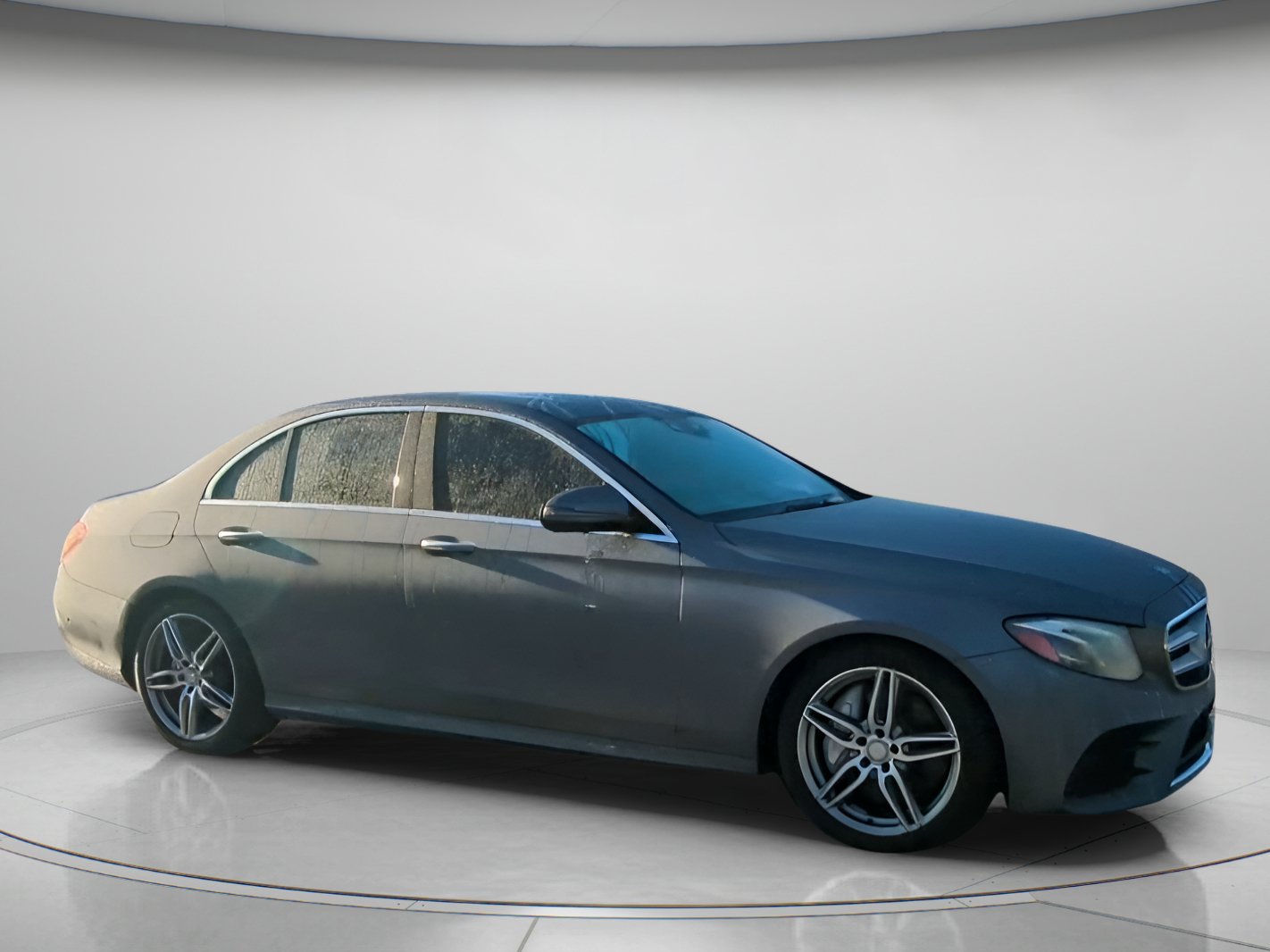 Used 2017 Mercedes-Benz E 300 image 35