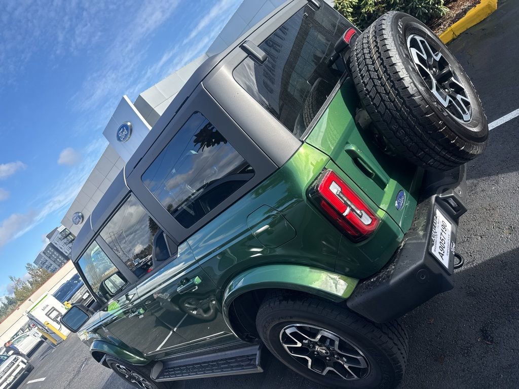 Certified 2025 Ford Bronco Outer Banks AWD/4WD image 8