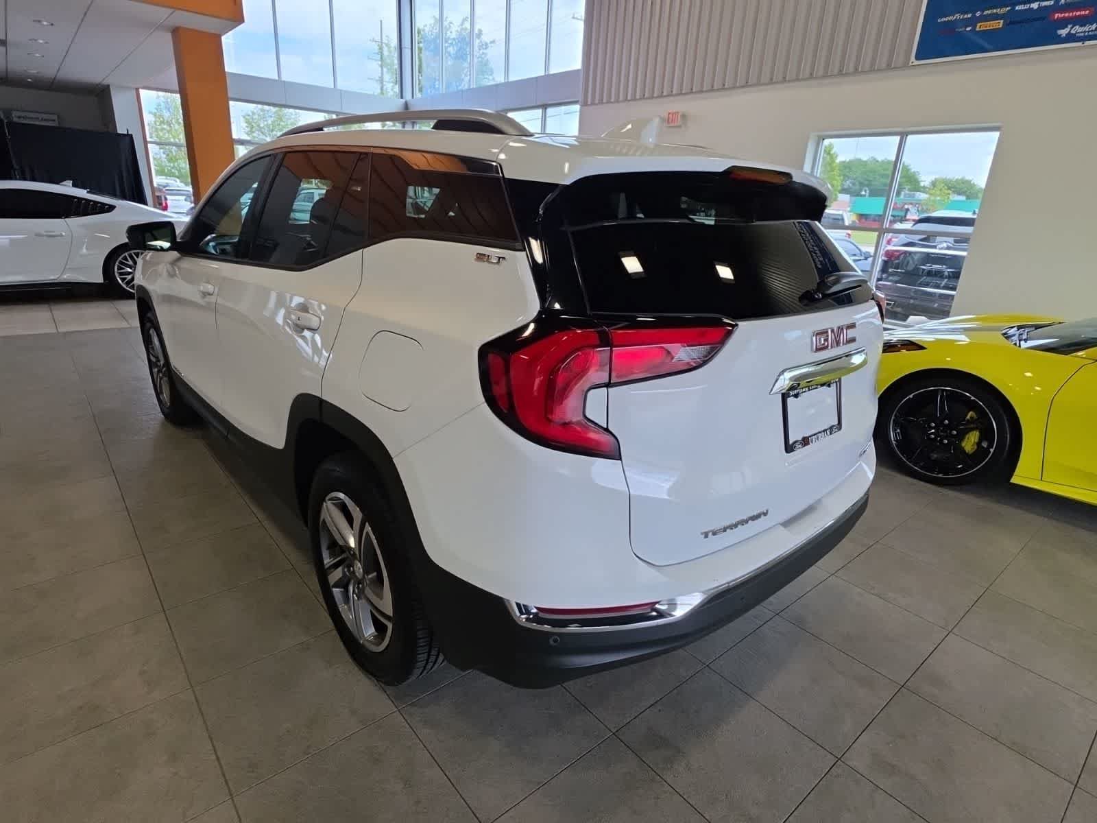 Used 2019 GMC Terrain SLT w/ Preferred Package AWD/4WD image 13