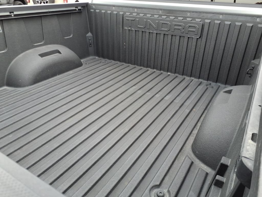 Used 2023 Toyota Tundra Limited AWD/4WD image 11