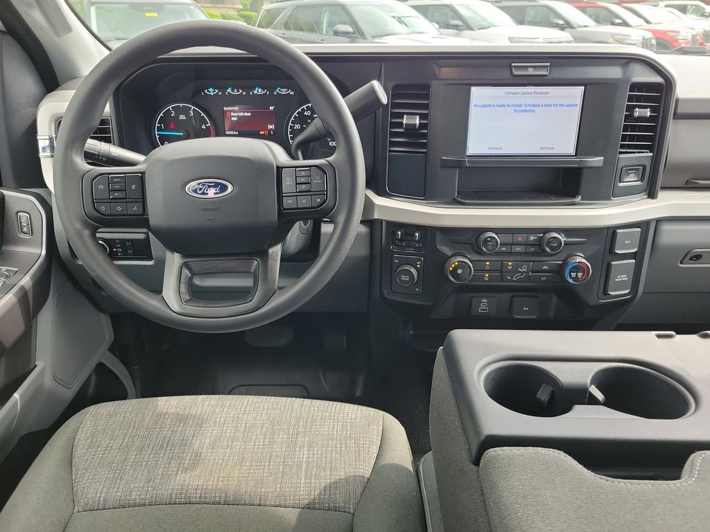 Certified 2025 Ford F350 XLT AWD/4WD image 12