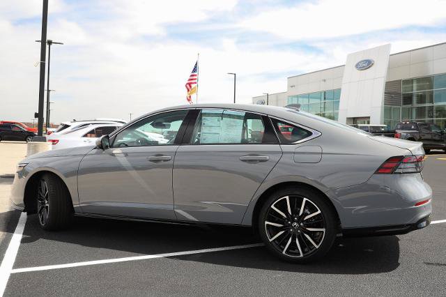 Used 2025 Honda Accord Touring image 14