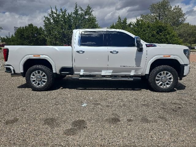 Used 2024 GMC Sierra 2500 Denali w/ Denali Reserve Package AWD/4WD image 9