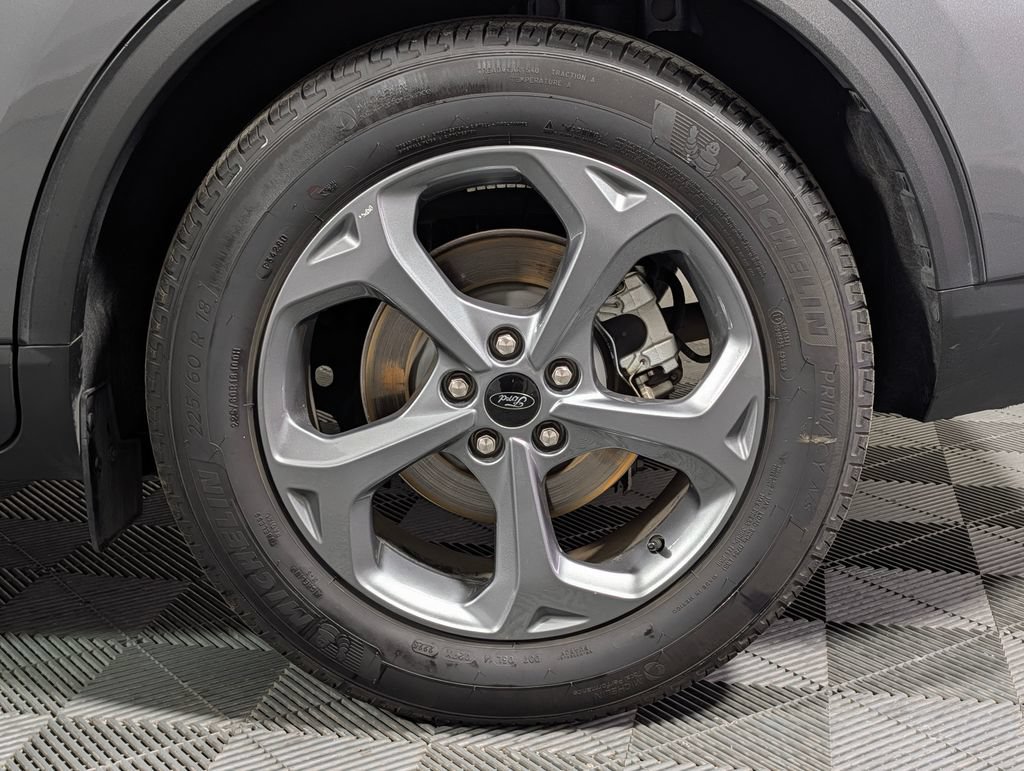 Certified 2025 Ford Escape ST-Line FWD image 26