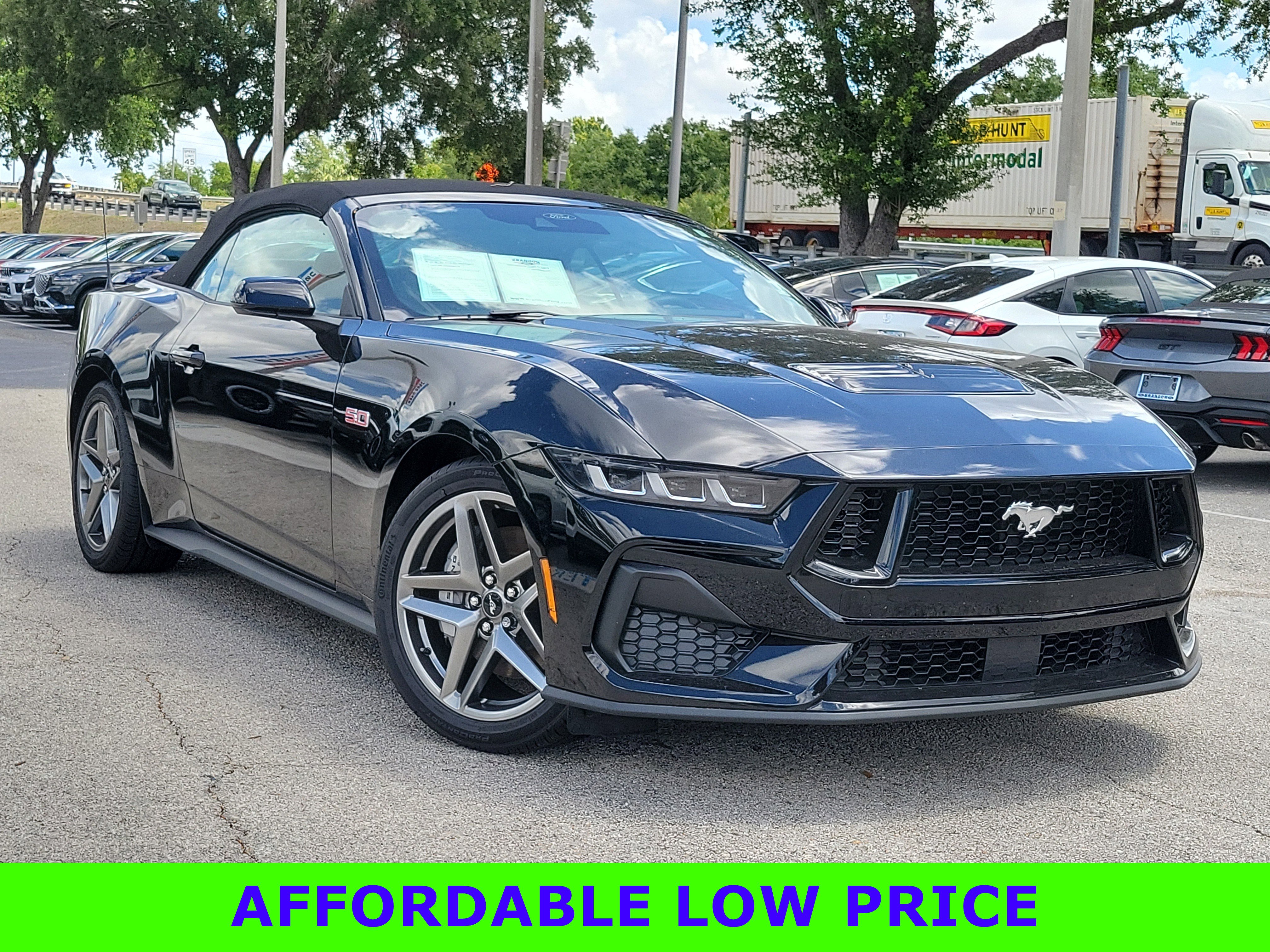 Certified 2025 Ford Mustang GT Premium RWD image 1