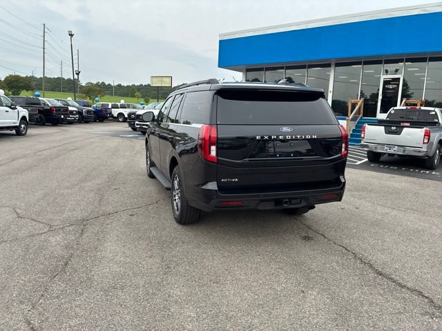 Certified 2025 Ford Expedition Active AWD/4WD image 26