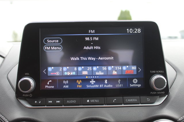 Used 2024 Nissan Sentra SV FWD image 3