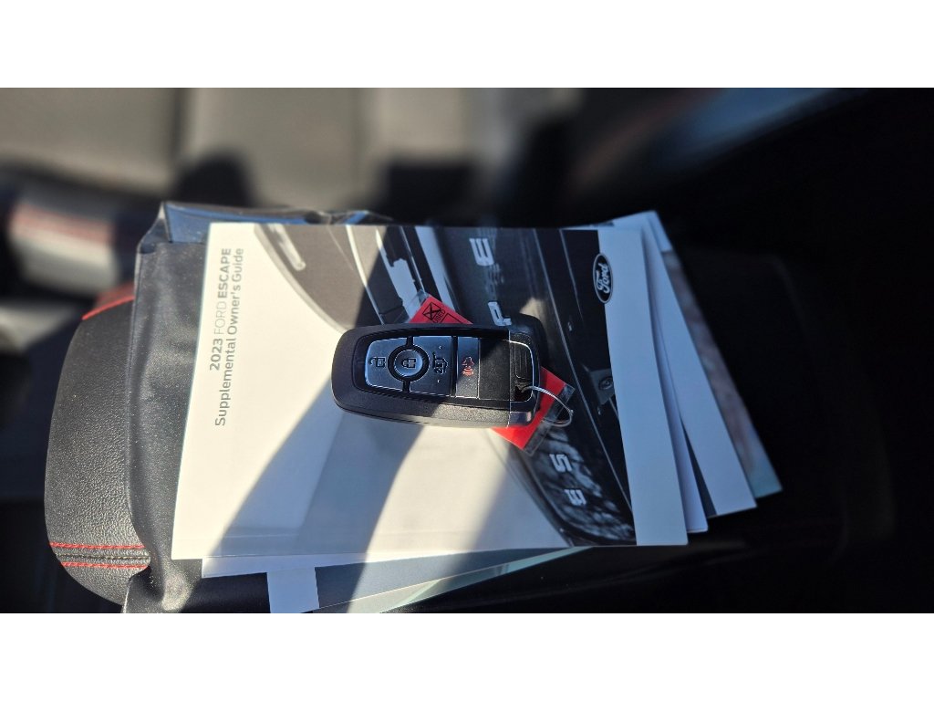 Certified 2023 Ford Escape ST-Line w/ Tech Pack #1 FWD image 32