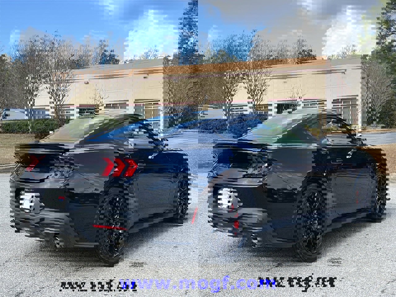 Certified 2024 Ford Mustang GT image 3