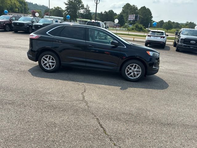 Certified 2024 Ford Edge SEL AWD/4WD image 48