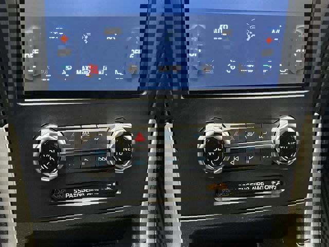 Certified 2024 Ford Edge SEL w/ Convenience Package image 27