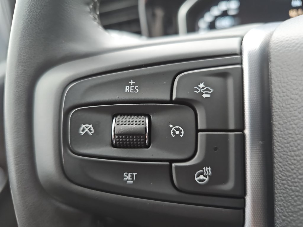 Used 2025 GMC Sierra 1500 SLT AWD/4WD image 16