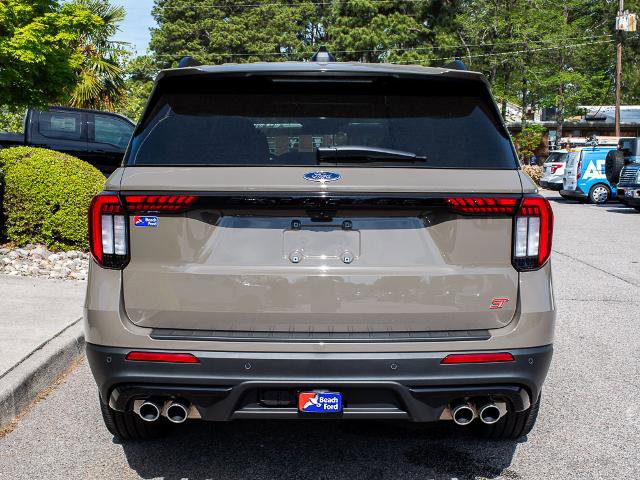 Certified 2026 Ford Explorer ST w/ Sun And Sound Package AWD/4WD image 4
