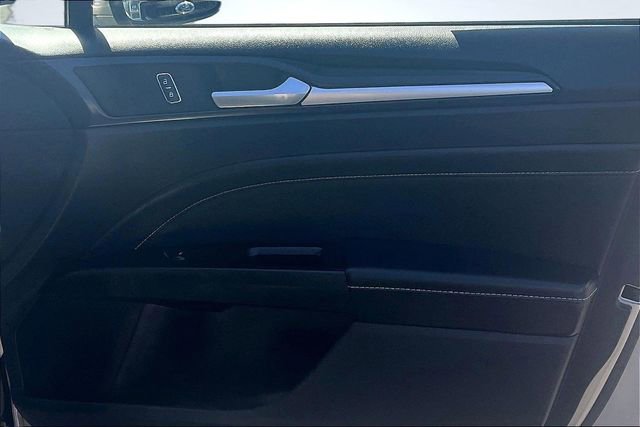 Certified 2019 Ford Fusion Energi Titanium FWD image 23