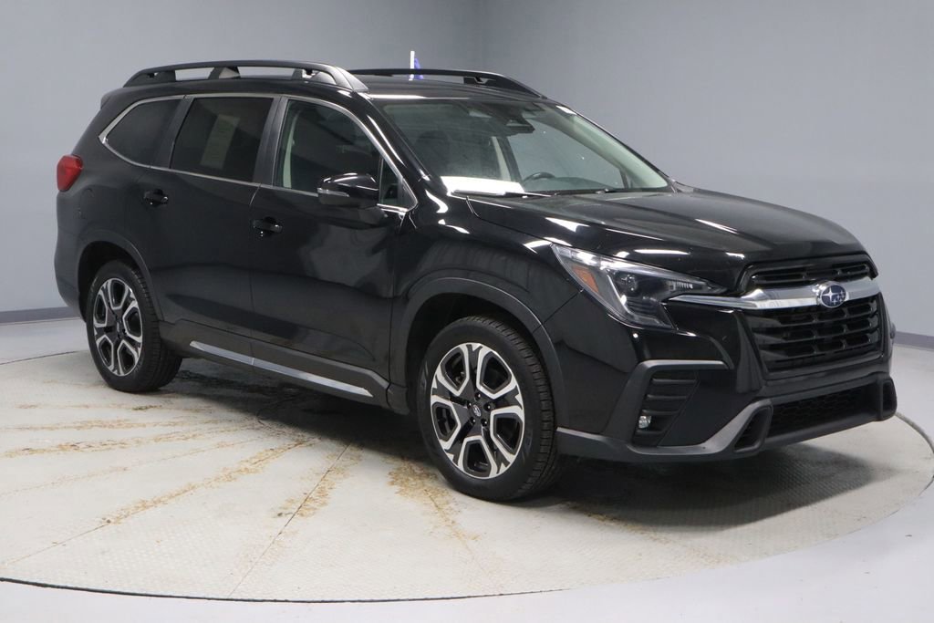 Used 2023 Subaru Ascent Limited AWD/4WD image 8