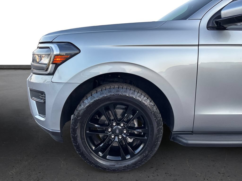 Certified 2024 Ford Expedition XLT RWD image 13