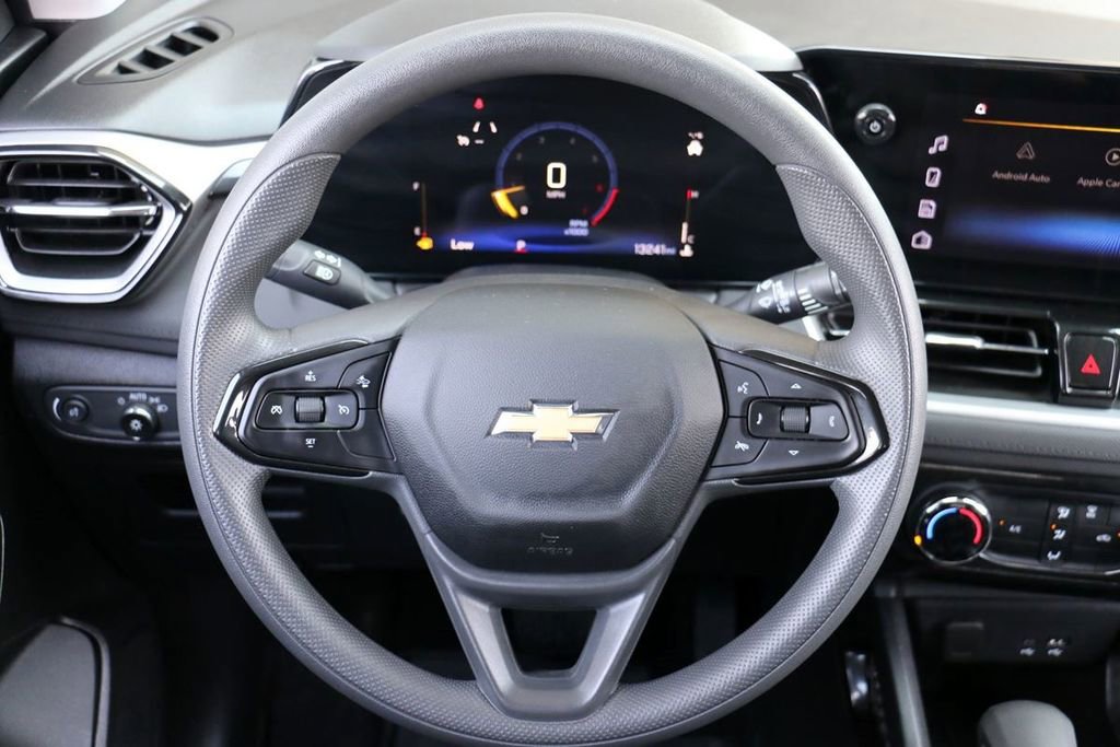 Used 2026 Chevrolet TrailBlazer LT w/ Driver Confidence Package FWD image 22