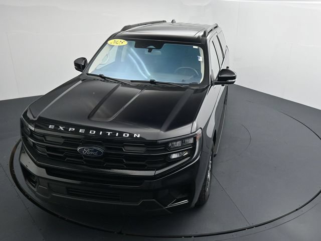Certified 2025 Ford Expedition Max Active AWD/4WD image 30