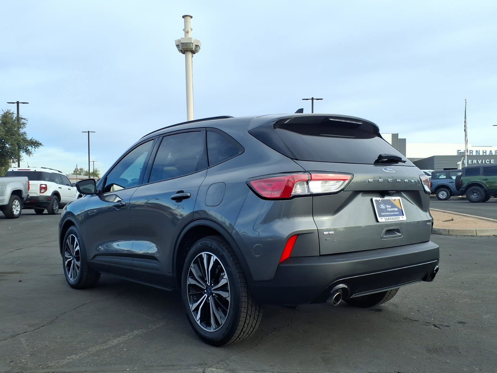 Certified 2022 Ford Escape SE w/ SE Sport Appearance Package image 5