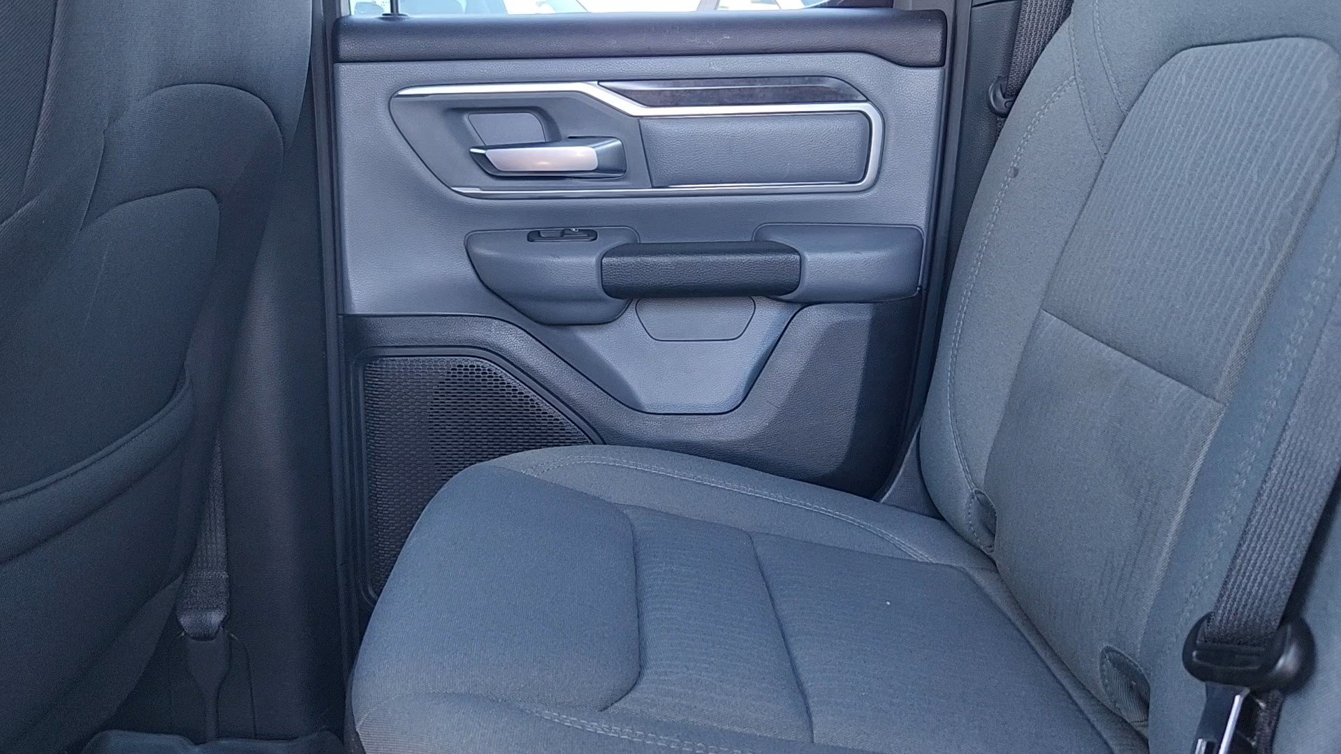 Used 2022 RAM 1500 Big Horn AWD/4WD image 16