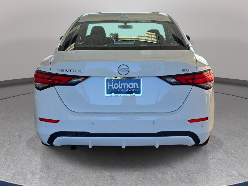 Used 2024 Nissan Sentra SV FWD image 6