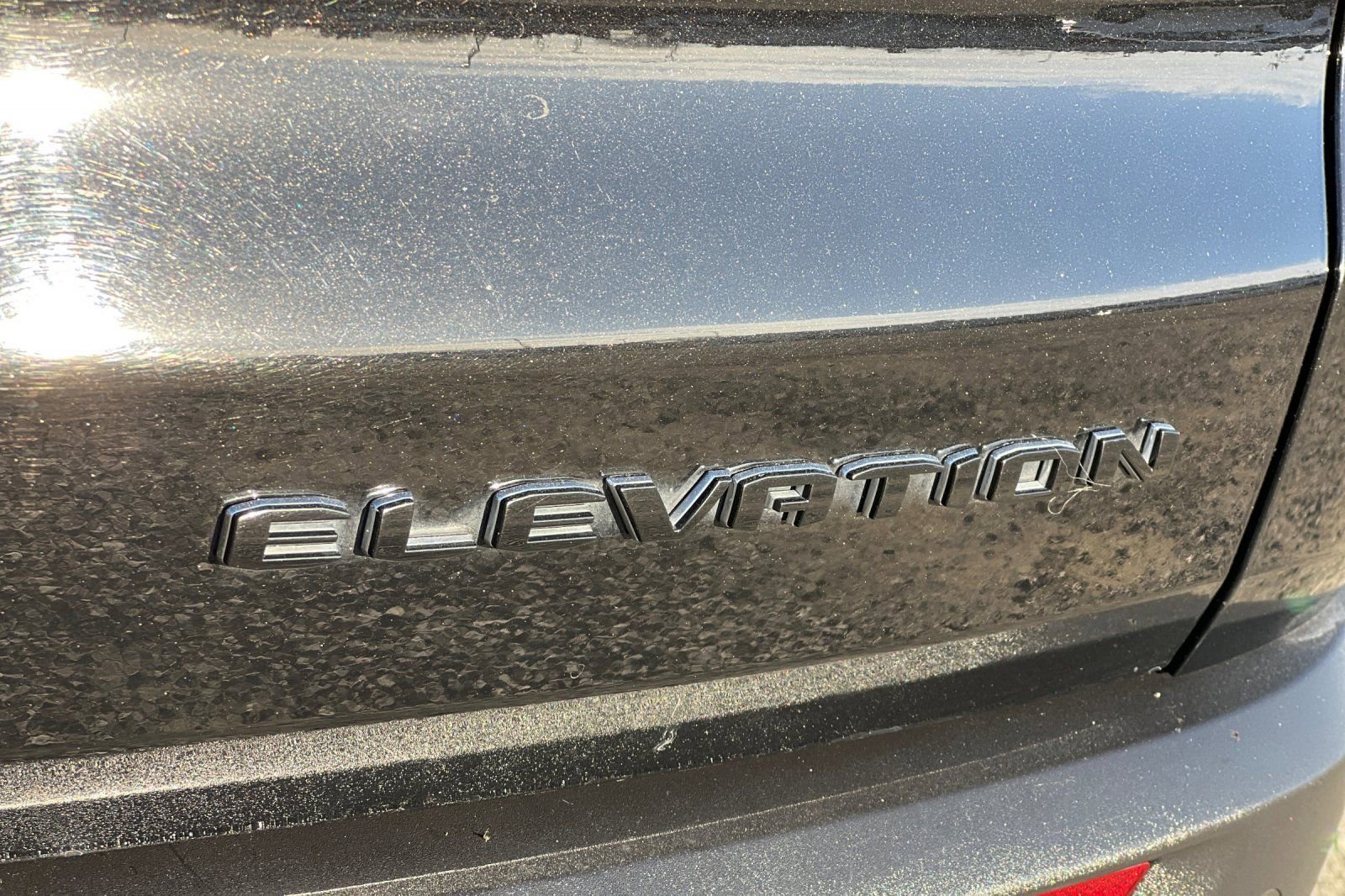 Used 2024 GMC Acadia Elevation image 28