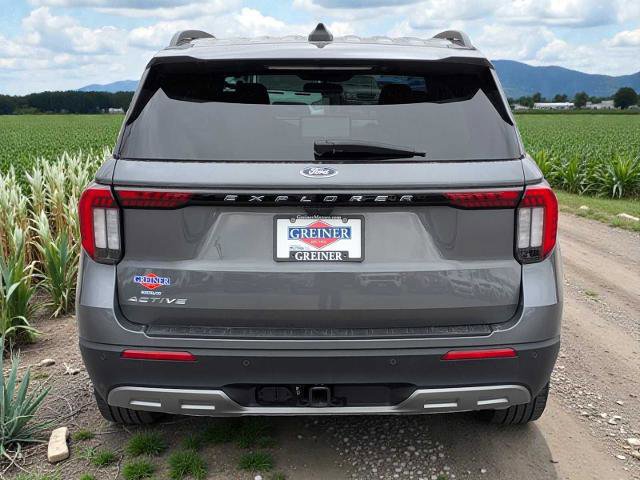 Certified 2025 Ford Explorer Active w/ Active Comfort Package RWD image 3