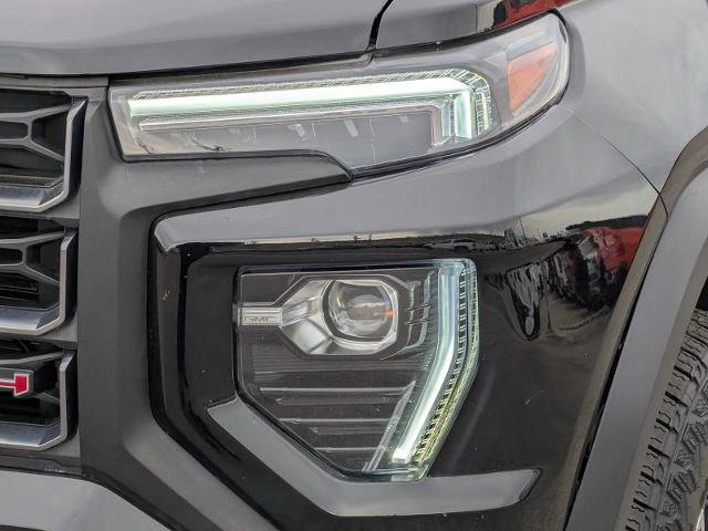Used 2024 GMC Canyon AT4 image 10