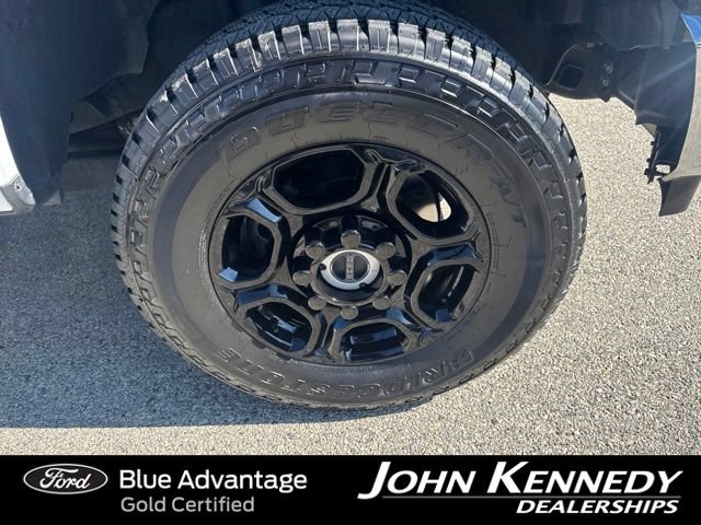 Certified 2023 Ford F250 4x4 Regular Cab Super Duty image 5
