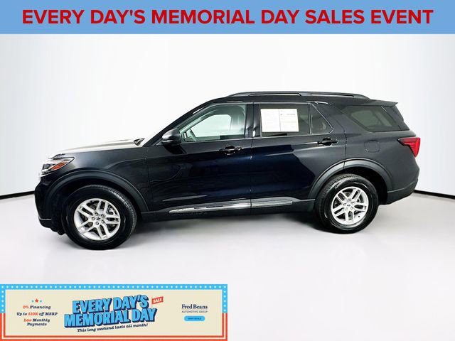 Certified 2025 Ford Explorer Active AWD/4WD image 4