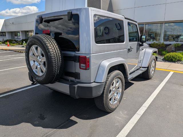 Used 2017 Jeep Wrangler Sahara AWD/4WD image 6