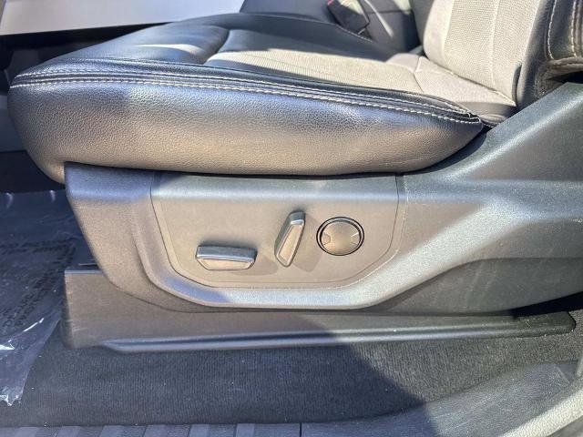 Certified 2022 Ford F250 Lariat w/ Lariat Value Package image 23