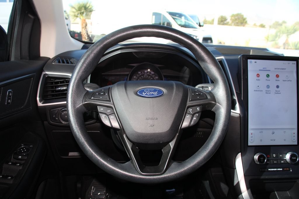 Certified 2023 Ford Edge SE w/ Black Appearance Package AWD/4WD image 16